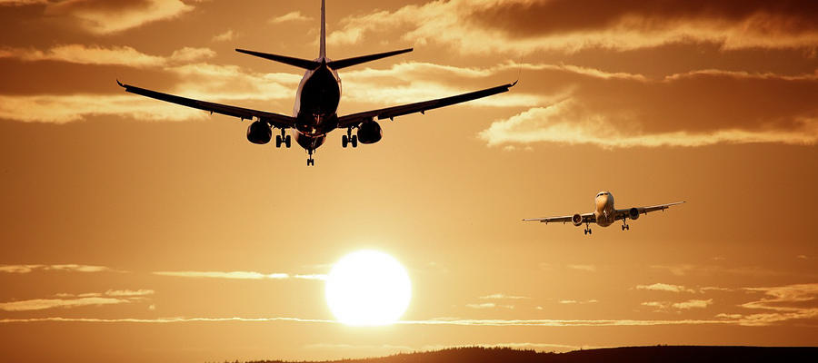 First easyJet flight from Lyon lands in Budapest