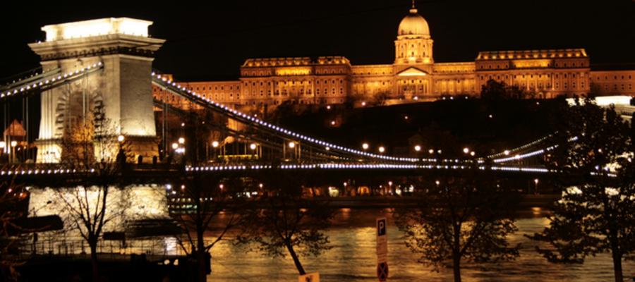 Mayor: Renovation set for Chain Bridge, Blaha Lujza tér, cogwheel railway