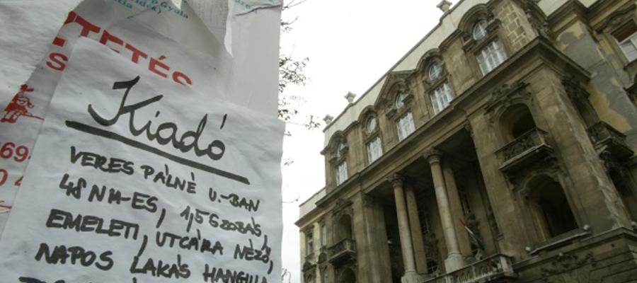 Októberben csökkenhetnek a lakásárak